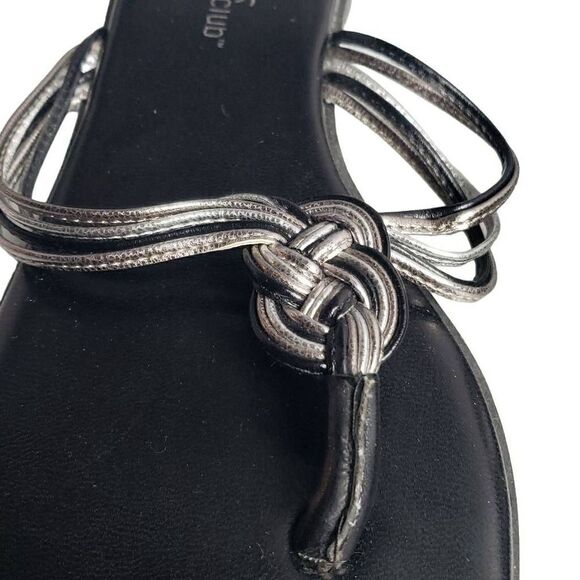 Montego Bay Club Black and Silver Sandals Flip Flops - Picture 6 of 8